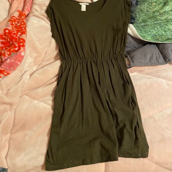 H&M Basic Dress - Picture 1 of 1